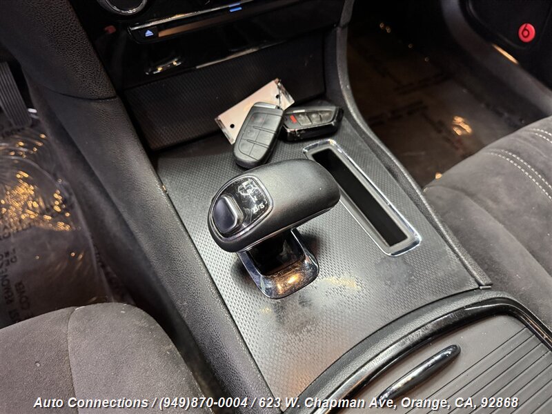 Used 2012 Chrysler 300 S RWD image 14