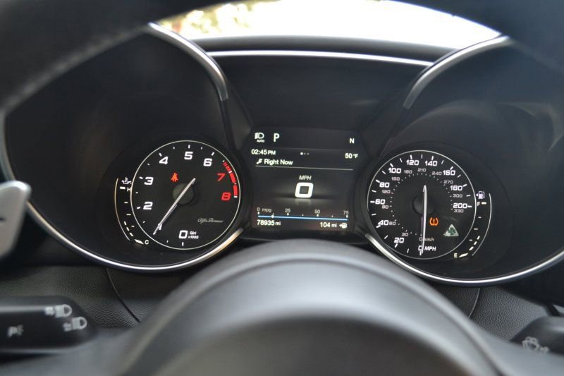 Used 2018 Alfa Romeo Giulia Quadrifoglio image 19