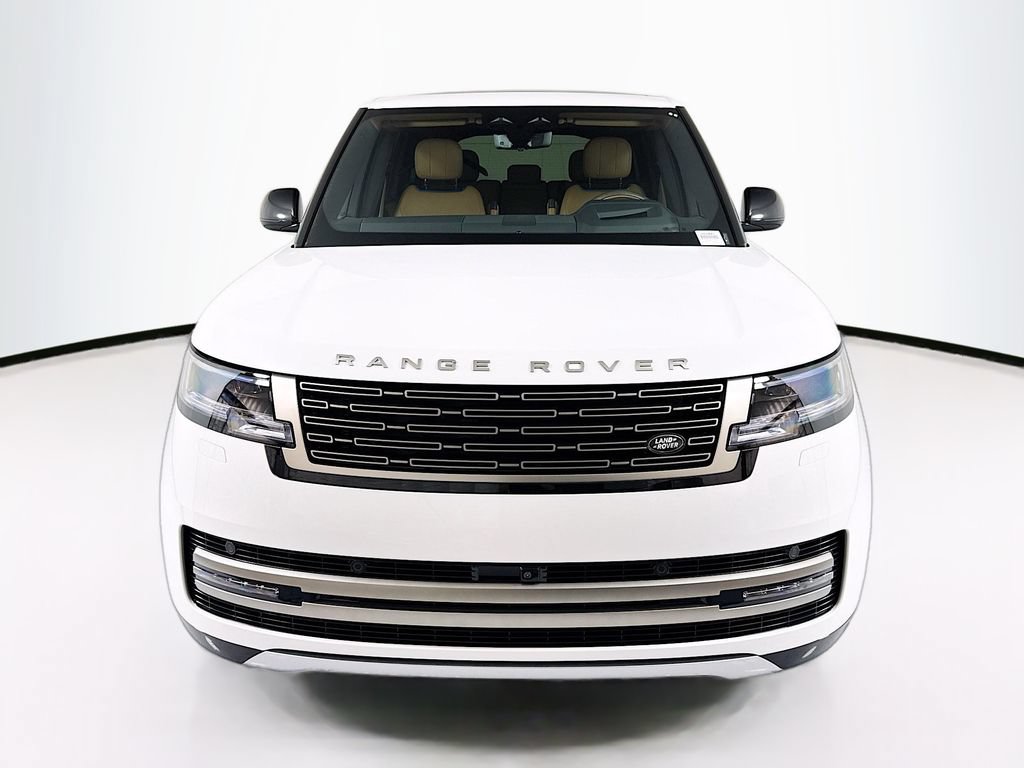 New 2026 Land Rover Range Rover Long Wheelbase SE AWD/4WD image 2