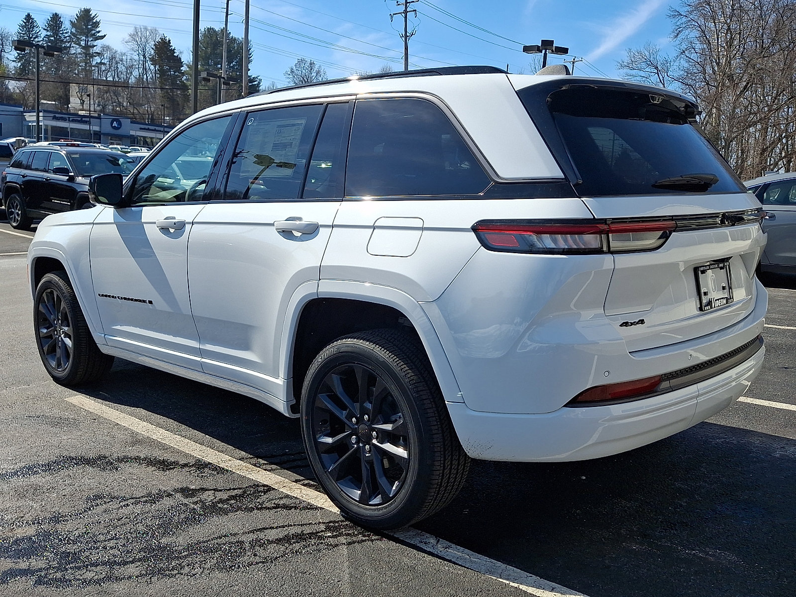 New 2026 Jeep Grand Cherokee Limited Reserve image 4