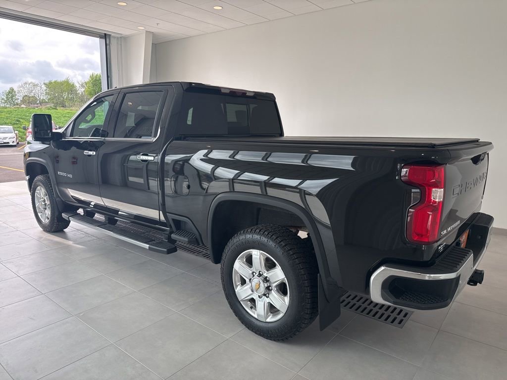 Used 2022 Chevrolet Silverado 2500 LTZ w/ LTZ Premium Package AWD/4WD image 6