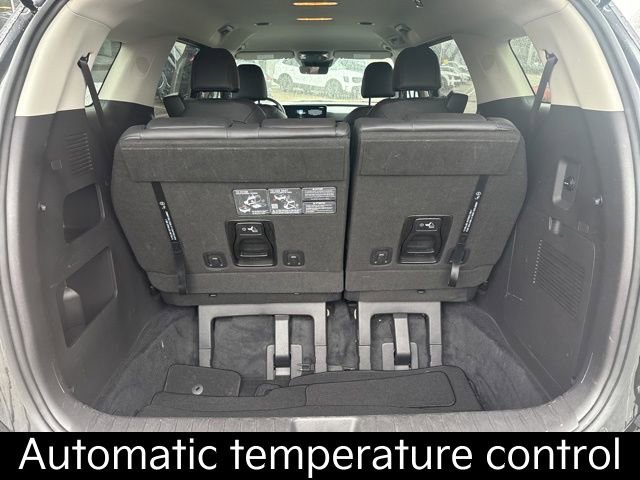 Certified 2025 Kia Carnival image 11