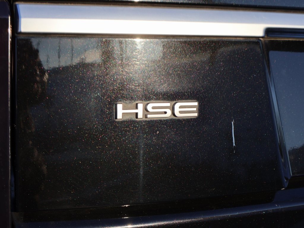 Used 2016 Land Rover Range Rover HSE image 8