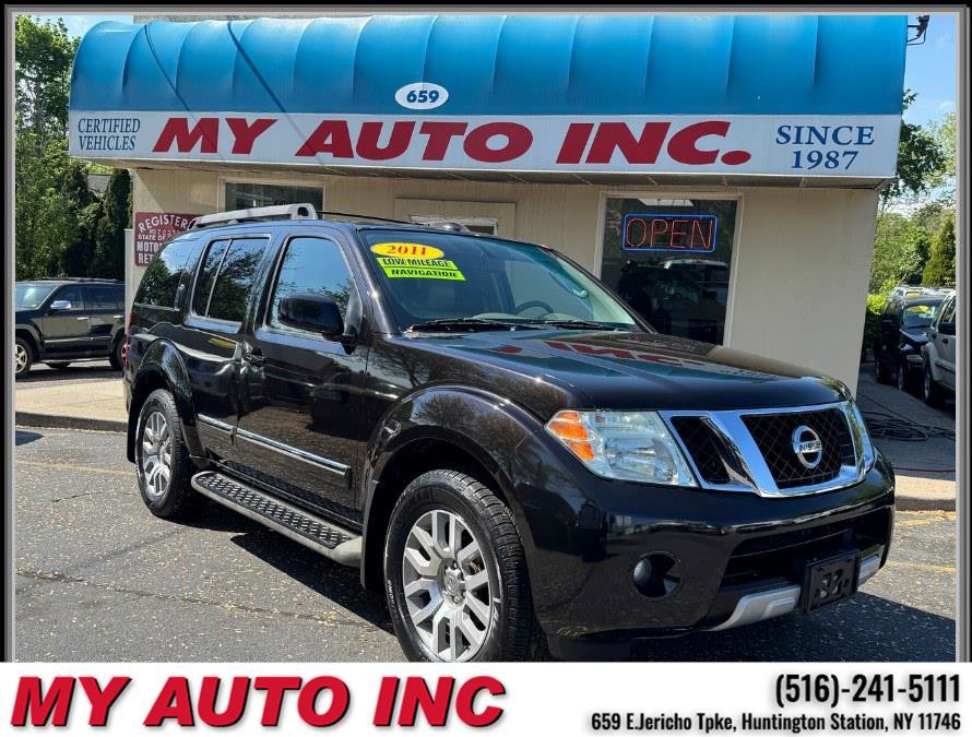 Used 2011 Nissan Pathfinder LE w/ Navigation Pkg image 1