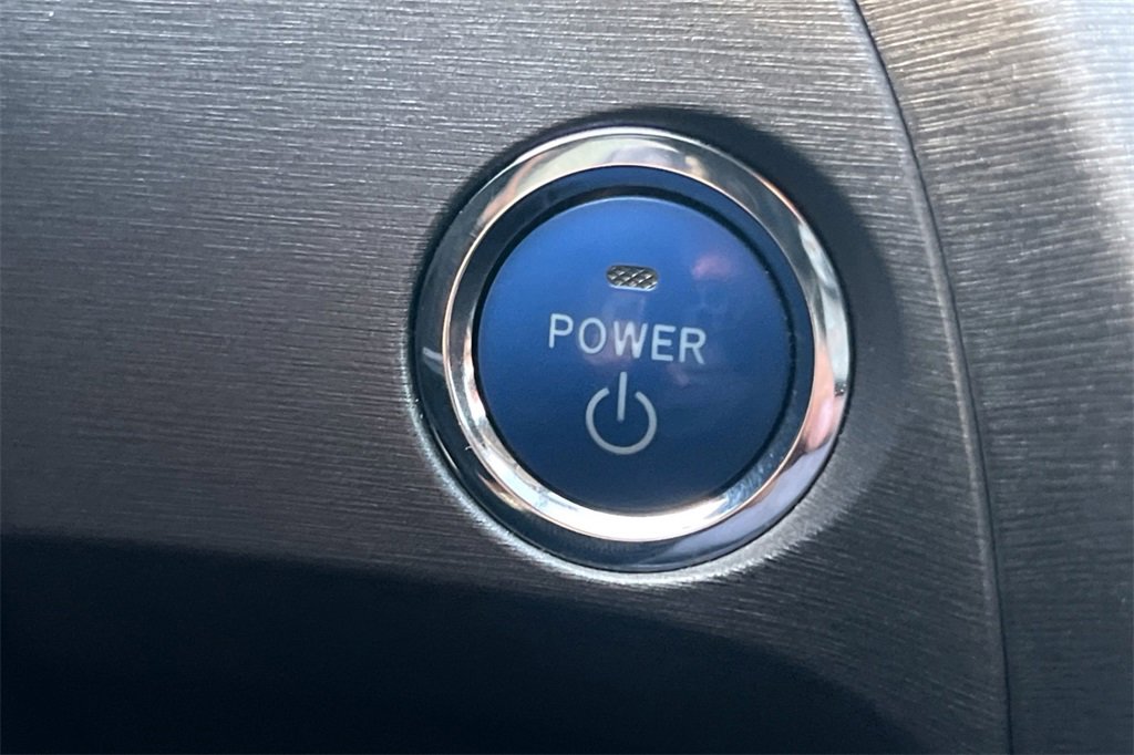 Used 2013 Toyota Prius Four image 24