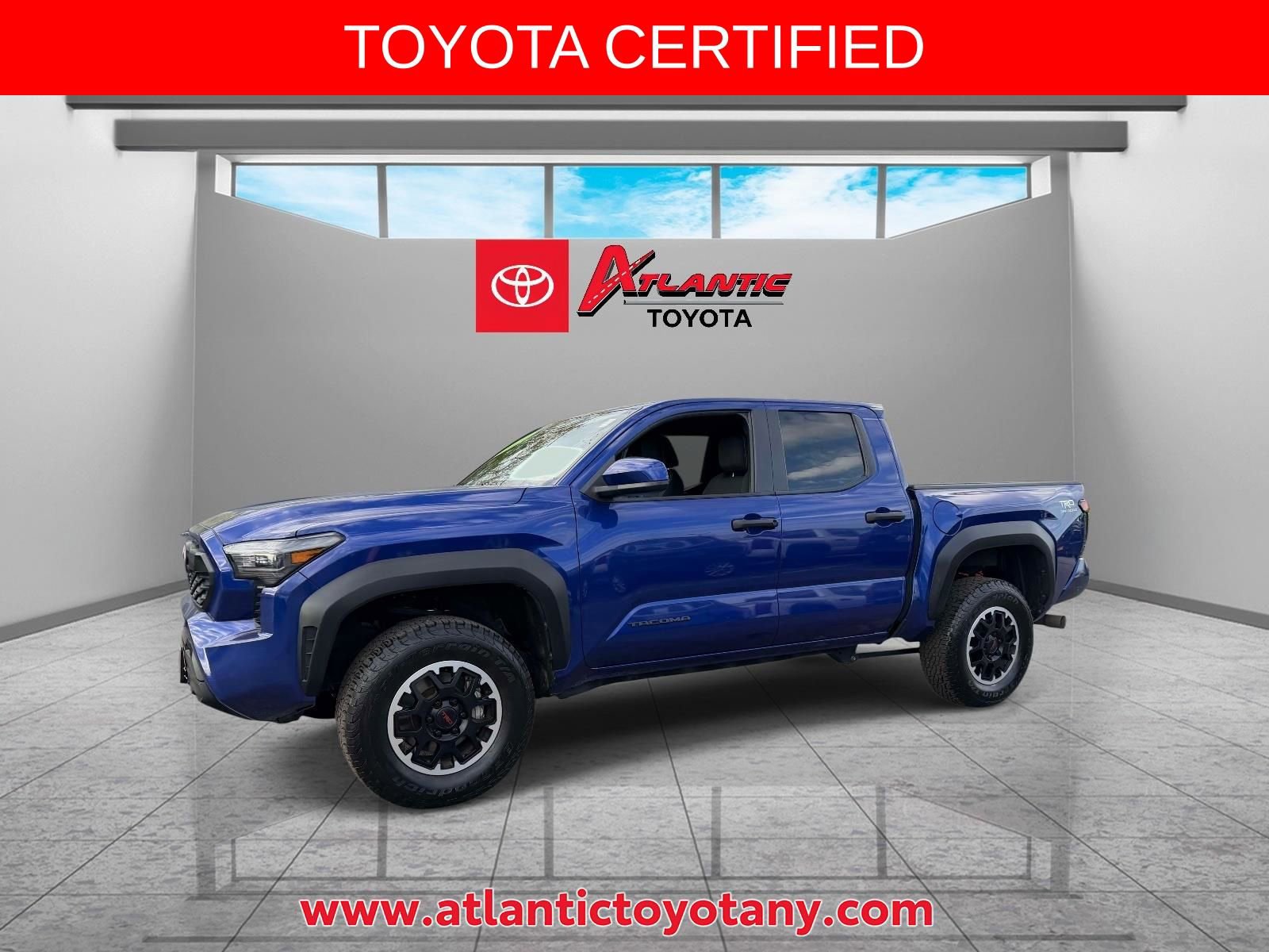 Certified 2024 Toyota Tacoma TRD Off-Road AWD/4WD image 5