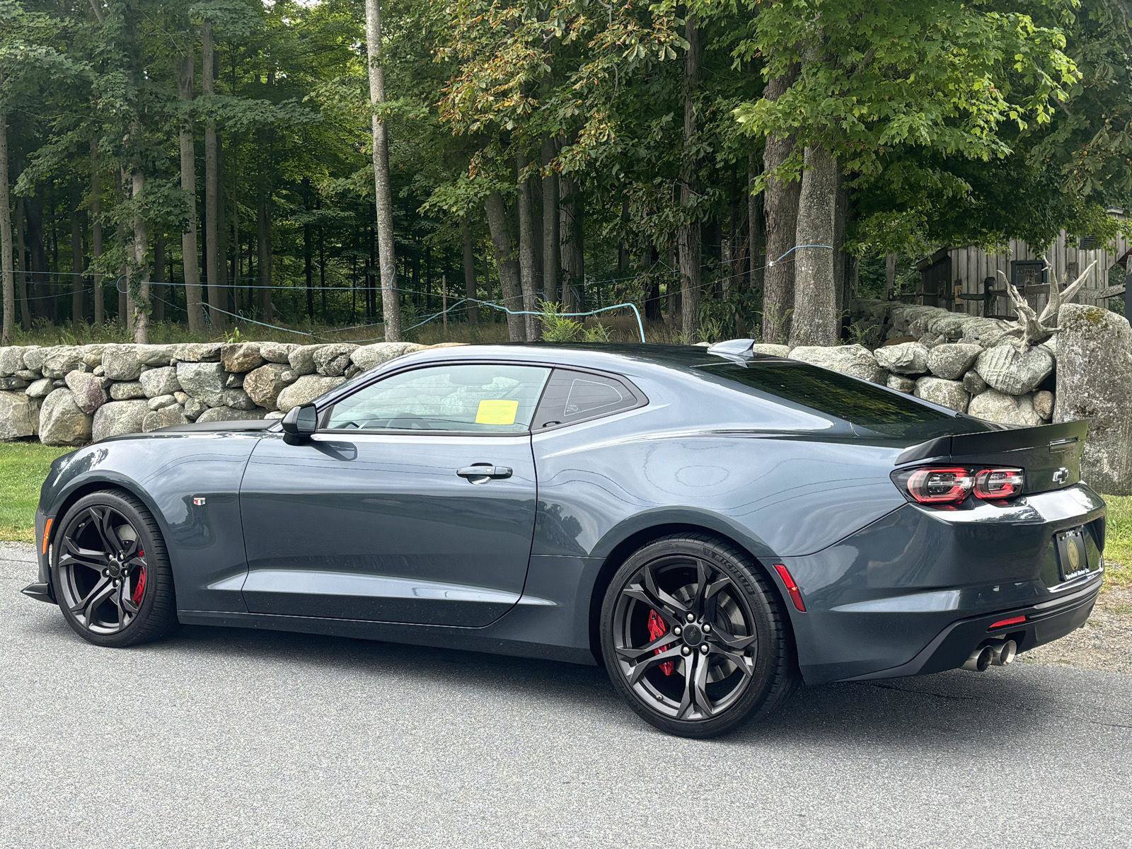 Used 2019 Chevrolet Camaro SS RWD image 16