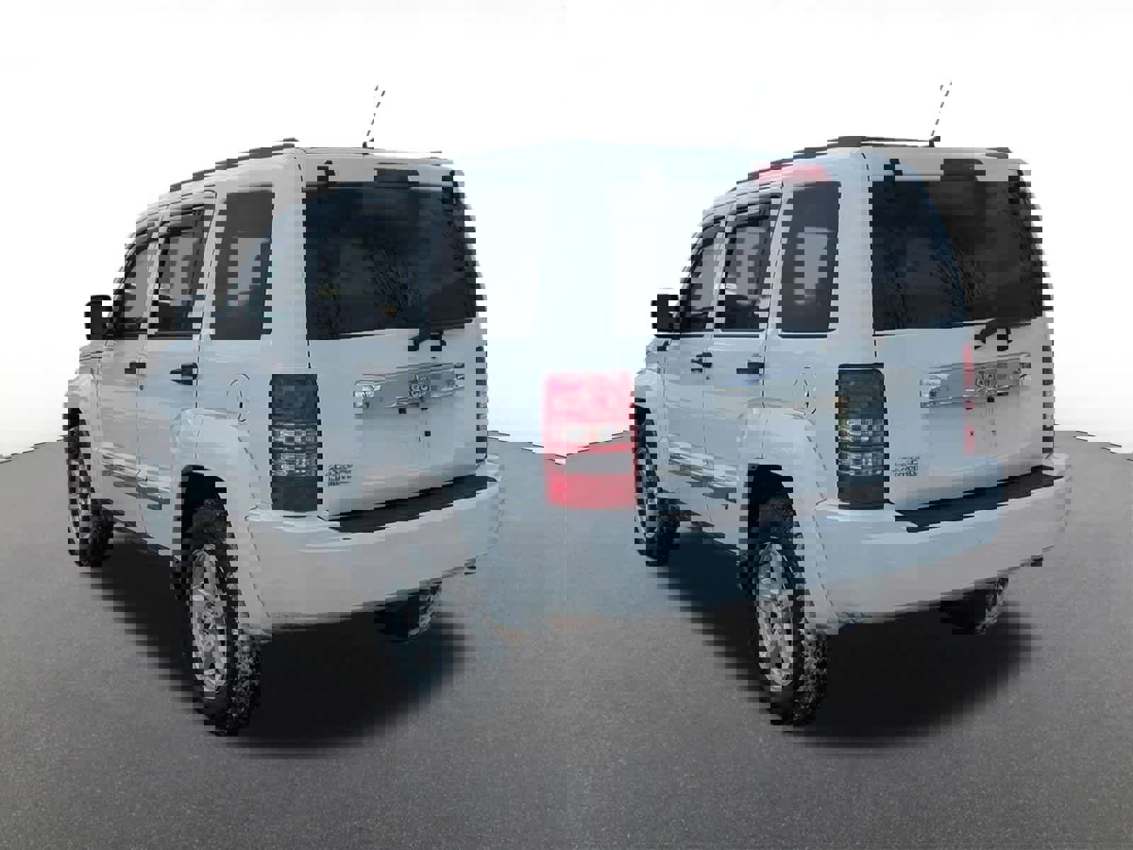 Used 2012 Jeep Liberty Limited w/ Comfort/Convenience Group image 4