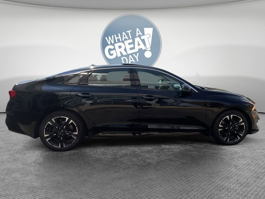 Certified 2022 Kia K5 GT-Line w/ GT-Line FWD Premium Package image 2