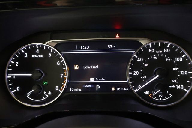 New 2025 Nissan Pathfinder SL w/ Black Appearance Package image 15