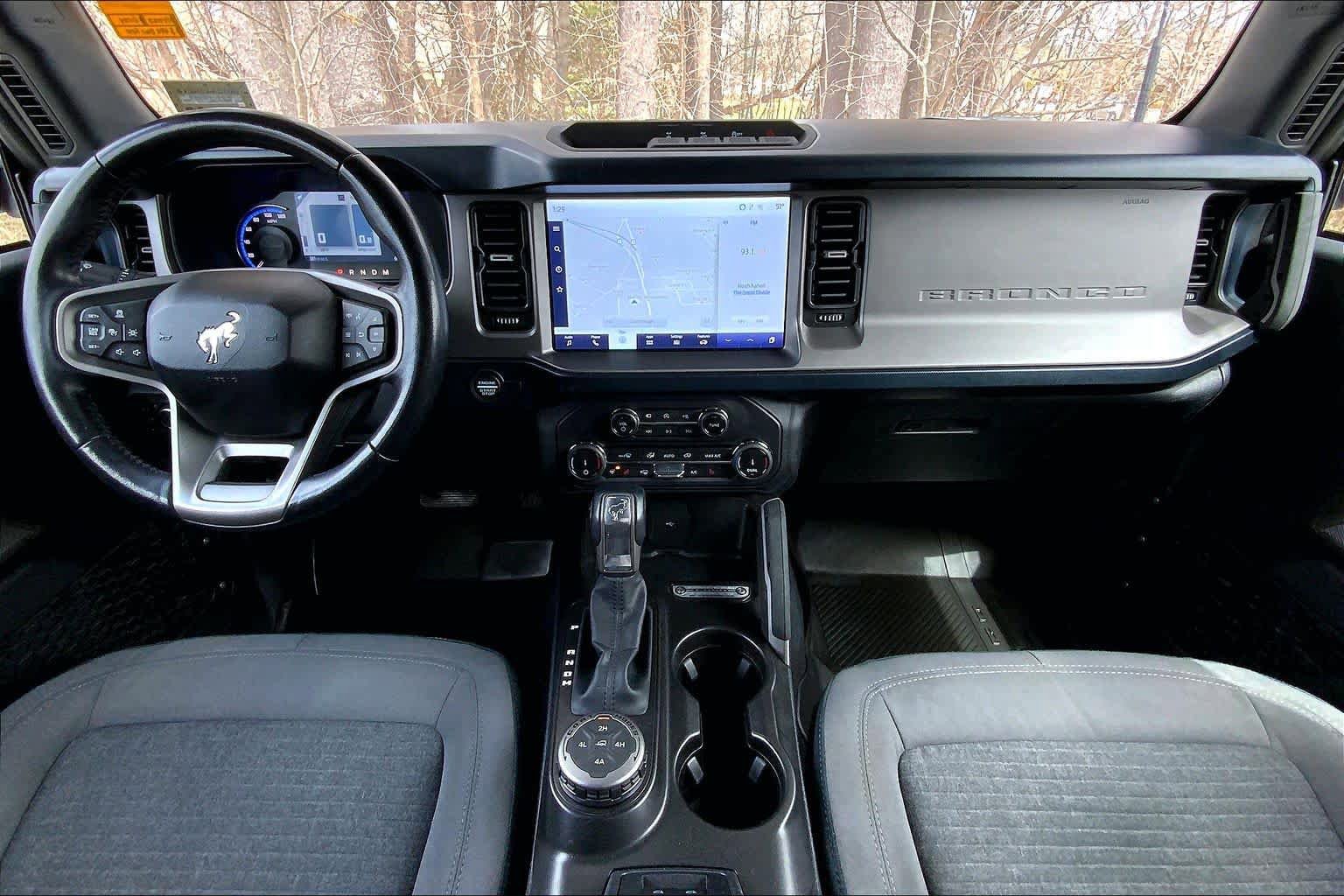 Used 2022 Ford Bronco Outer Banks AWD/4WD image 16