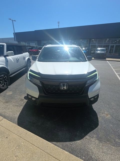 Used 2019 Honda Passport Elite image 3