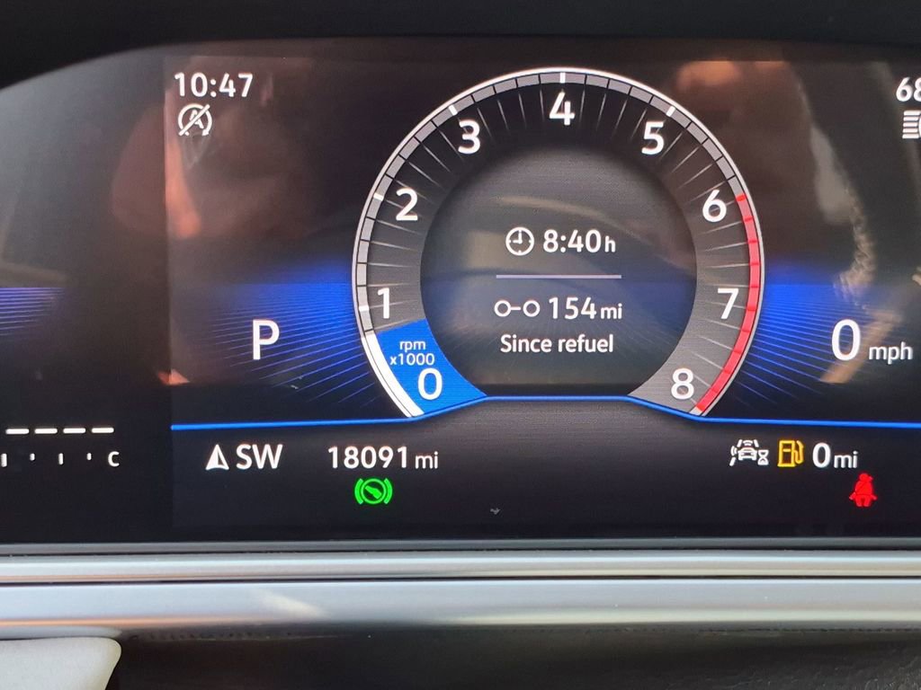 Used 2025 Volkswagen Taos SE FWD image 19