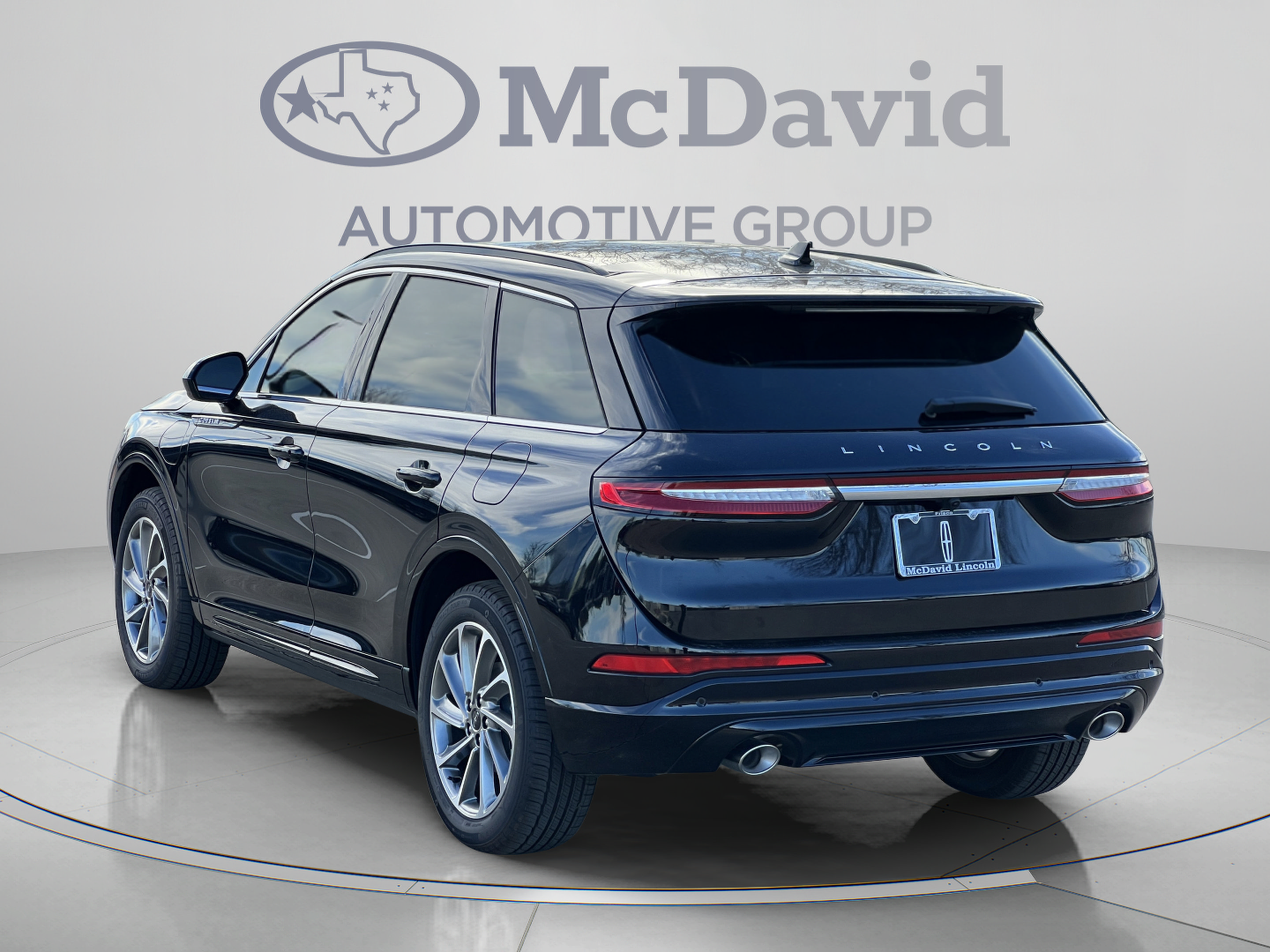 New 2025 Lincoln Corsair Grand Touring AWD/4WD image 4