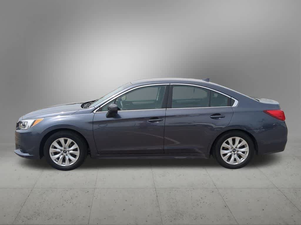 Used 2017 Subaru Legacy 2.5i Premium AWD/4WD image 3