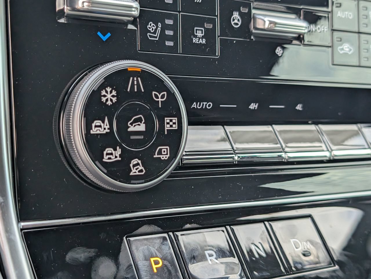 New 2026 Nissan Armada Platinum AWD/4WD image 16