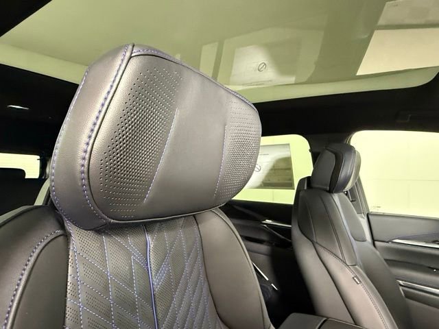 New 2026 Cadillac Escalade IQL Luxury image 34