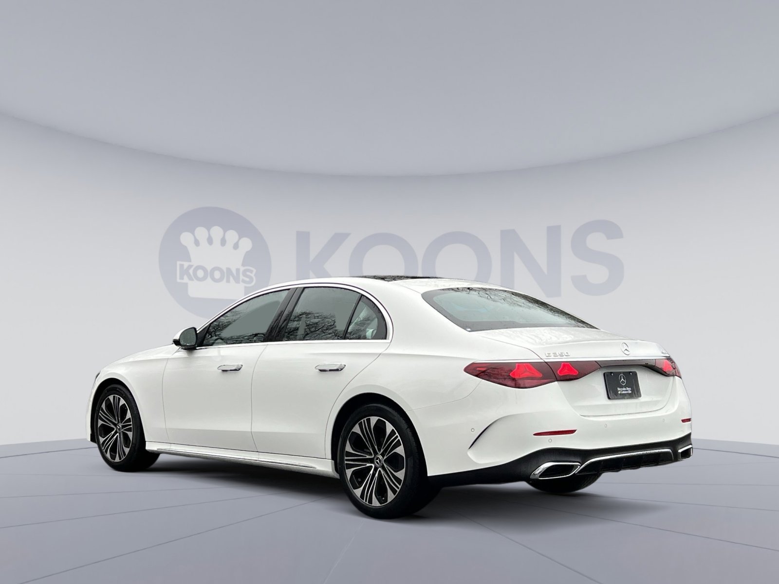 New 2026 Mercedes-Benz E 350 4MATIC Sedan image 4