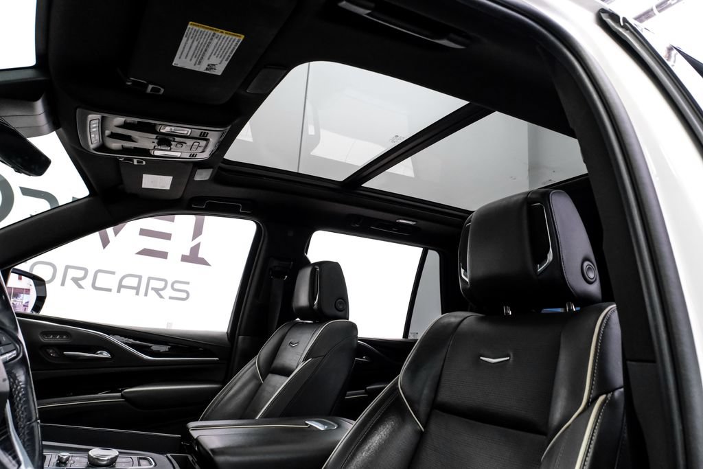 Used 2021 Cadillac Escalade Sport RWD image 5