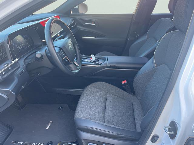 Used 2023 Toyota Crown XLE image 12