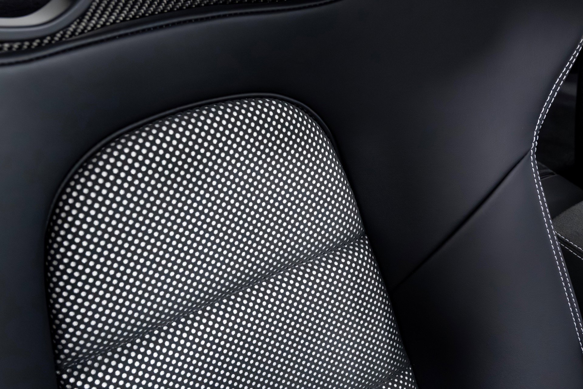 Used 2025 Porsche 911 GT3 RS image 36