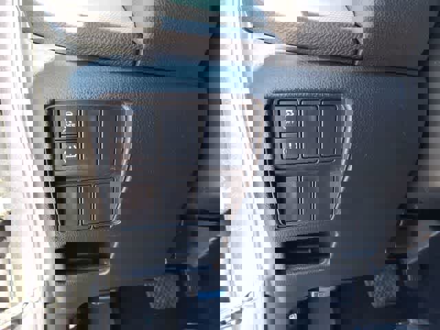 Used 2019 Honda CR-V LX image 14