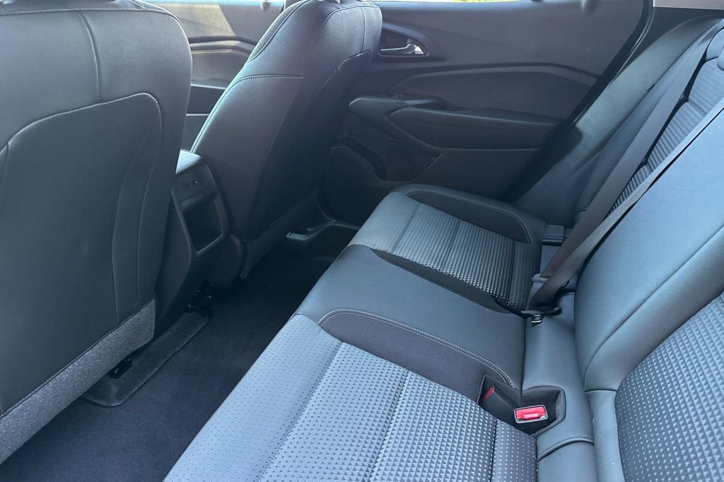 New 2026 Chevrolet Trax LT w/ Midnight Edition image 12