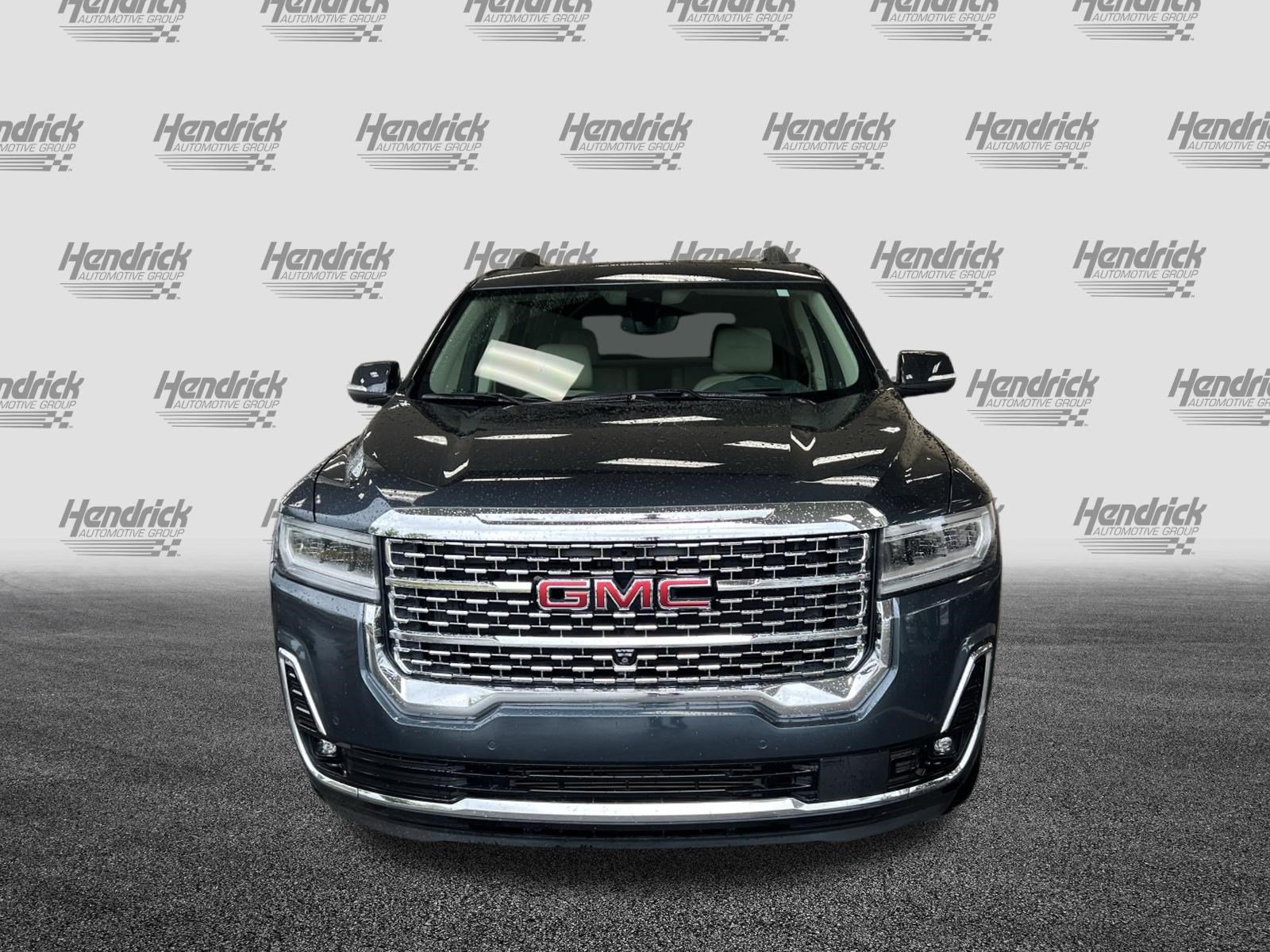 Used 2020 GMC Acadia Denali w/ Technology Package FWD image 3