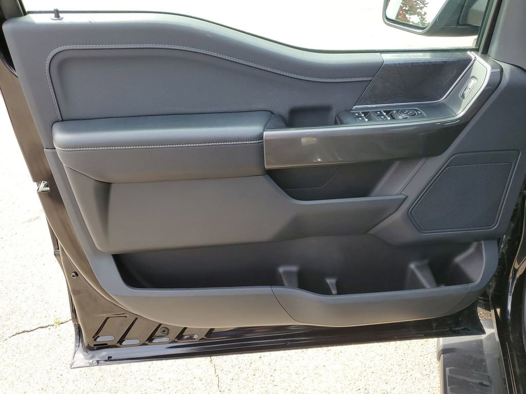 Used 2022 Ford F150 XLT w/ Equipment Group 302A High image 26