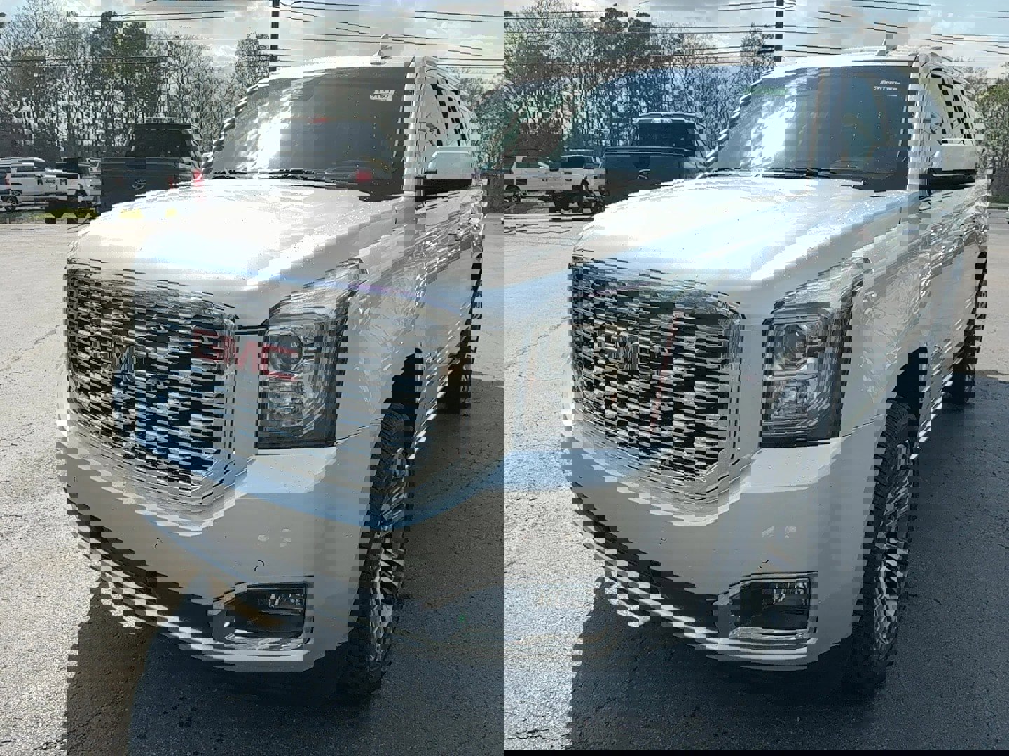 Used 2019 GMC Yukon XL Denali w/ Denali Ultimate Package