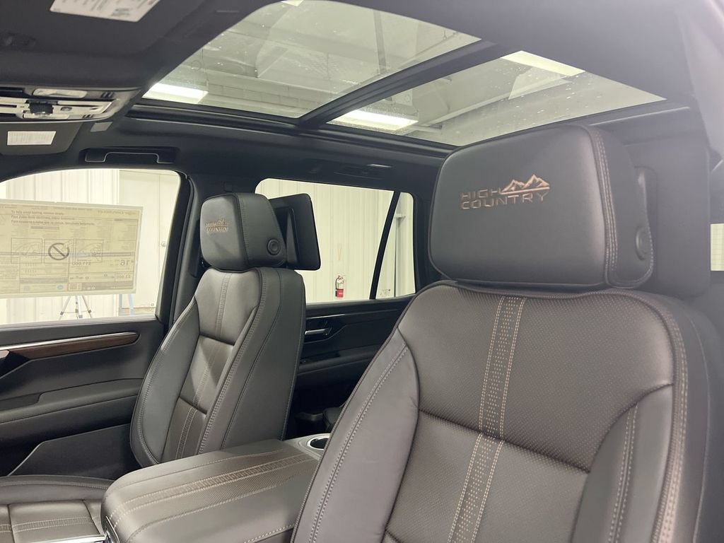 New 2026 Chevrolet Tahoe High Country AWD/4WD image 20