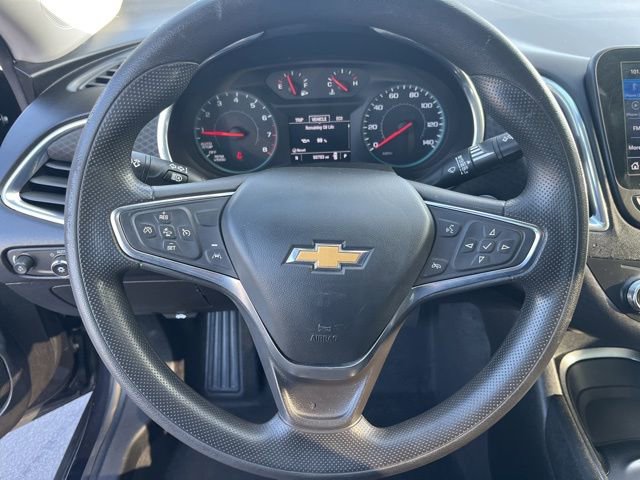 Used 2023 Chevrolet Malibu LT w/ Driver Confidence Package FWD image 16