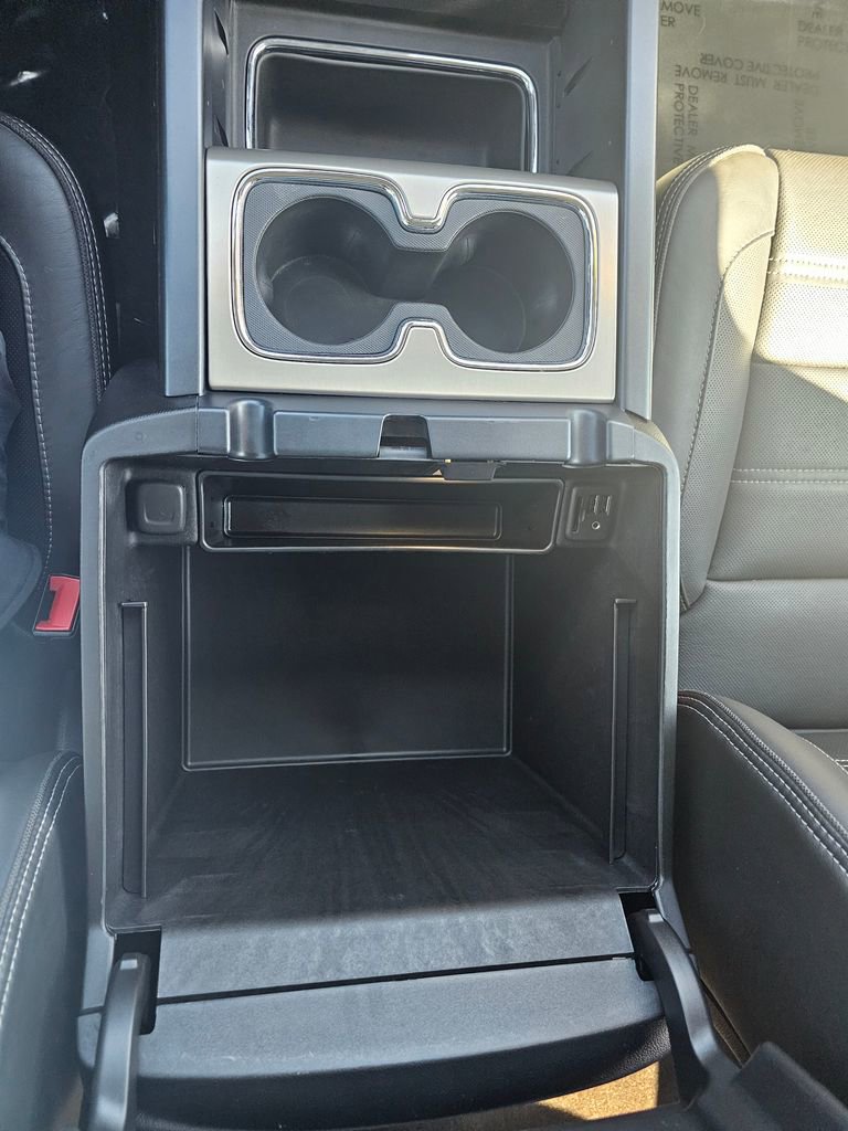 Used 2015 GMC Sierra 2500 Denali w/ Duramax Plus Package image 18