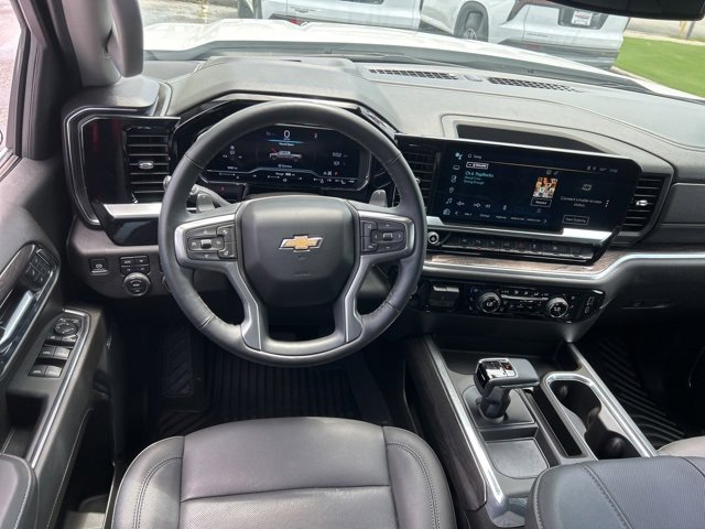Used 2024 Chevrolet Silverado 1500 LTZ image 27