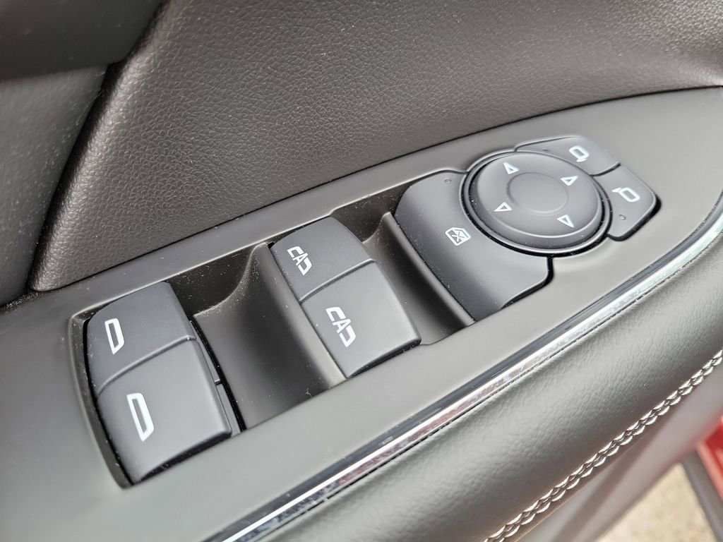 Certified 2023 Buick Envision Essence AWD/4WD image 17