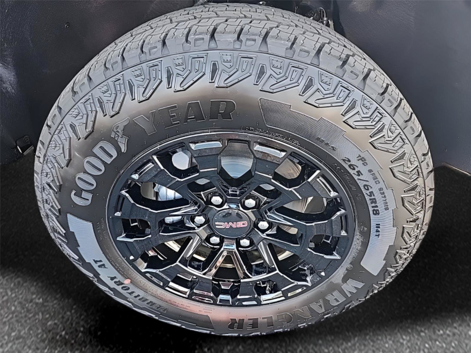 New 2026 GMC Canyon Elevation w/ Convenience Package AWD/4WD image 16