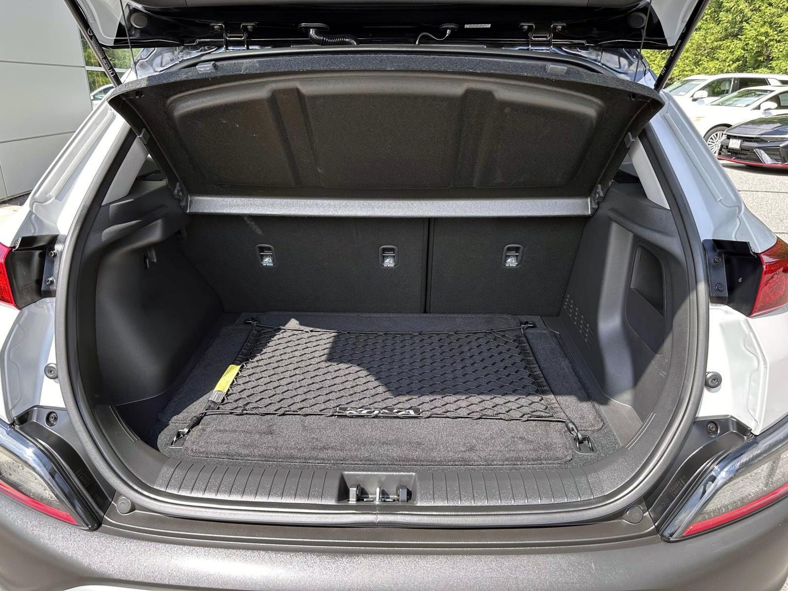 Used 2023 Hyundai Kona SEL w/ Cargo Package AWD/4WD image 7