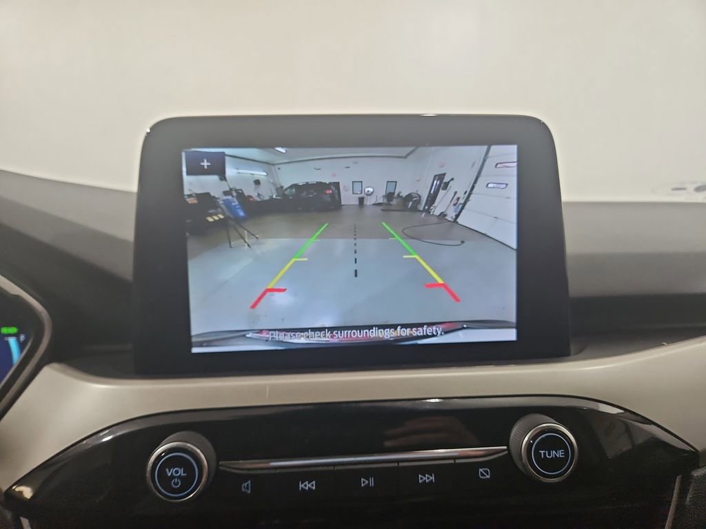 Used 2020 Ford Escape SE Sport image 20