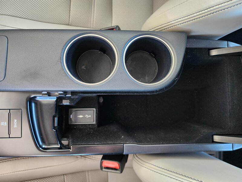 Used 2014 Lexus IS 250 AWD w/ Luxury Package w/Gray Wood image 54