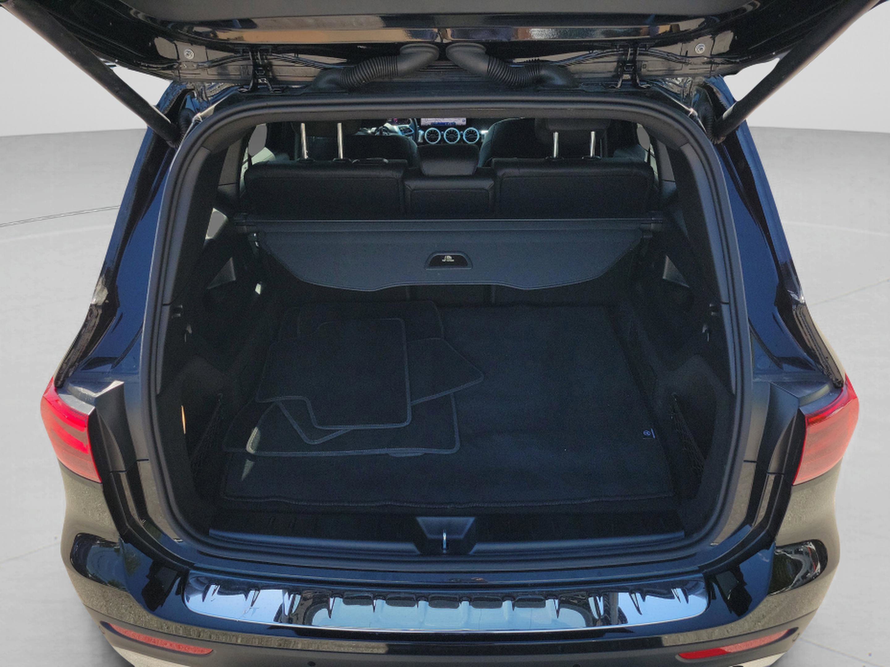 Certified 2025 Mercedes-Benz GLB 250 image 5