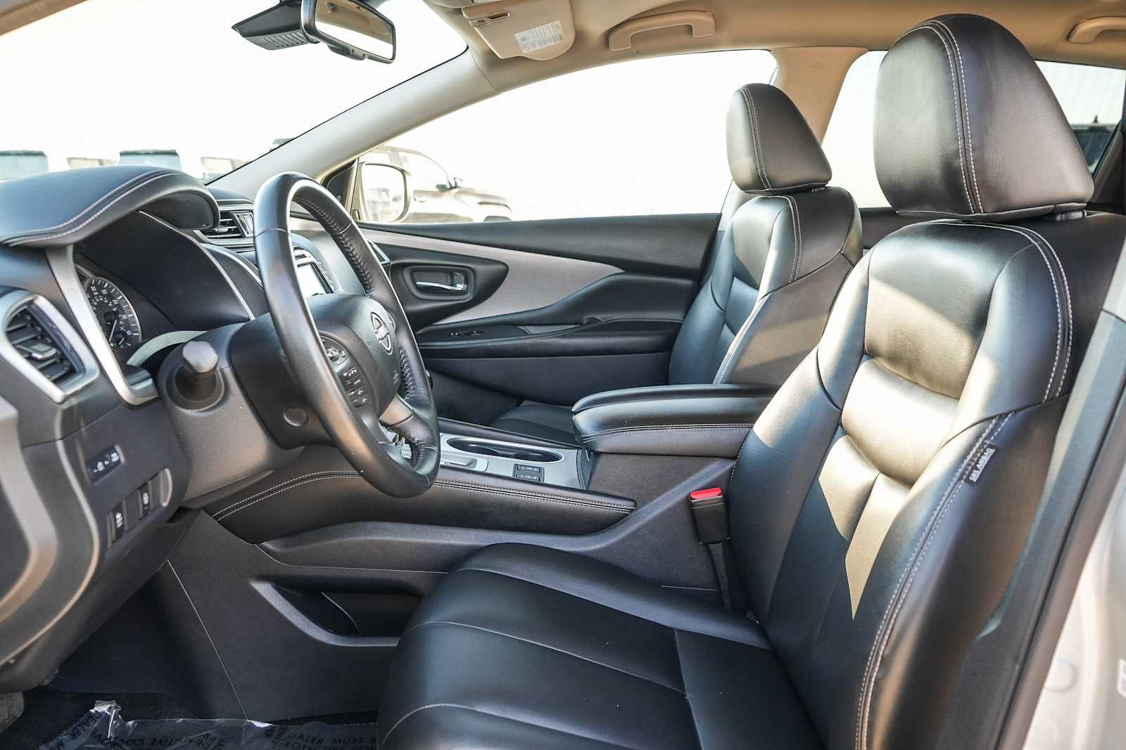 Used 2023 Nissan Murano SV AWD/4WD image 17