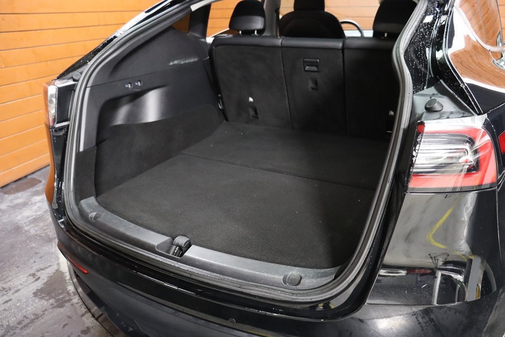 Used 2022 Tesla Model Y Performance AWD/4WD image 50