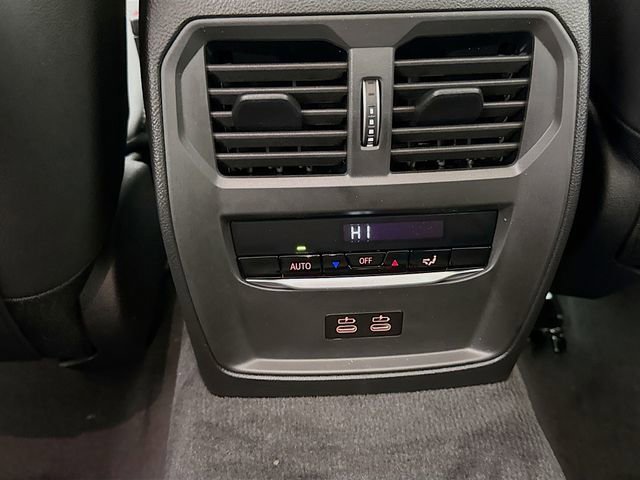 Used 2026 BMW 330i xDrive Sedan w/ Convenience Package image 26