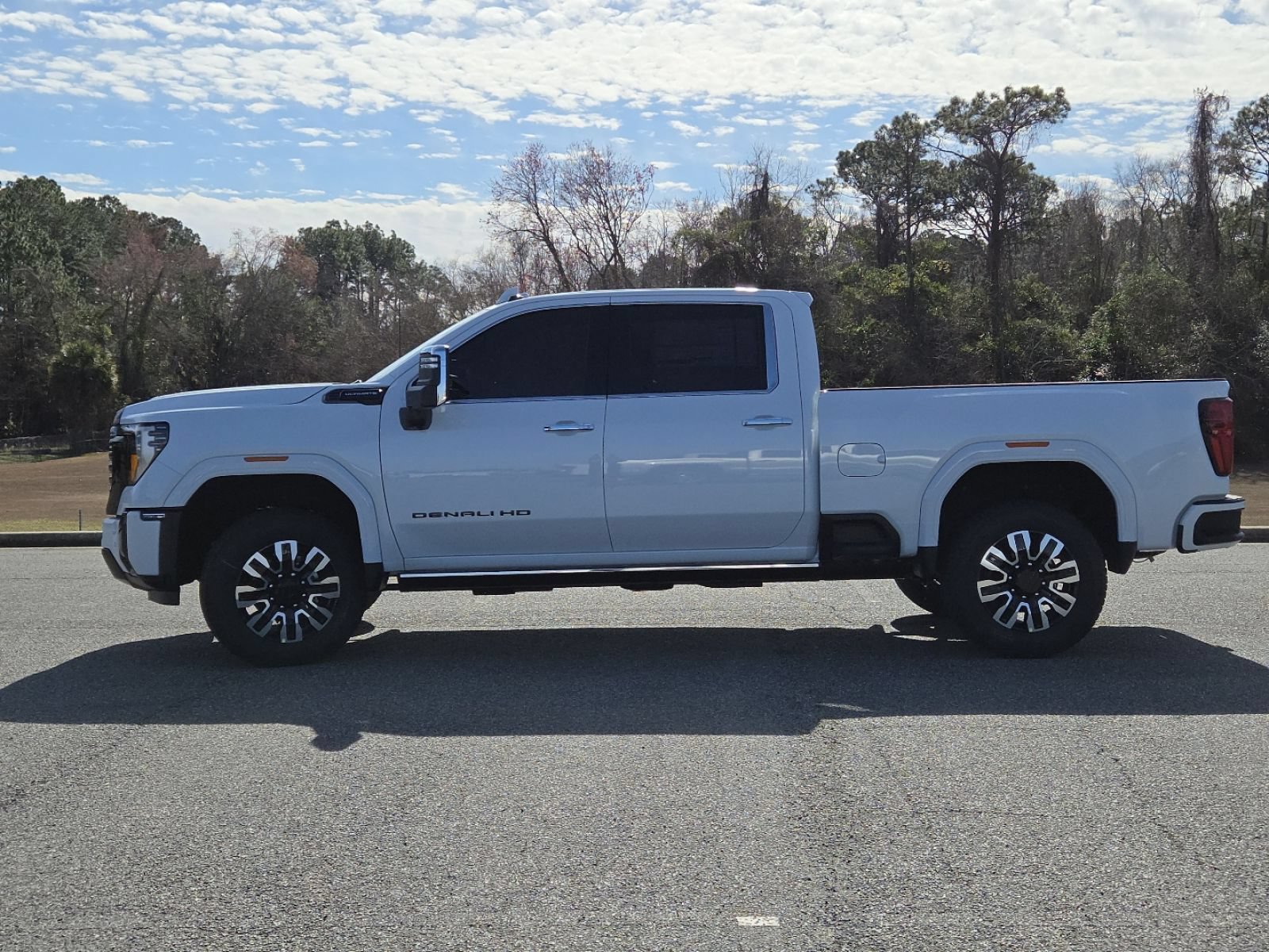 New 2026 GMC Sierra 2500 Denali Ultimate AWD/4WD image 21
