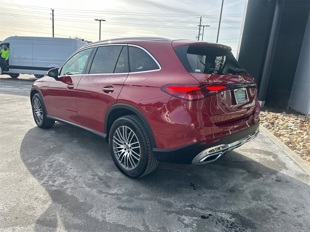 Certified 2025 Mercedes-Benz GLC 300 GLC 300 image 5