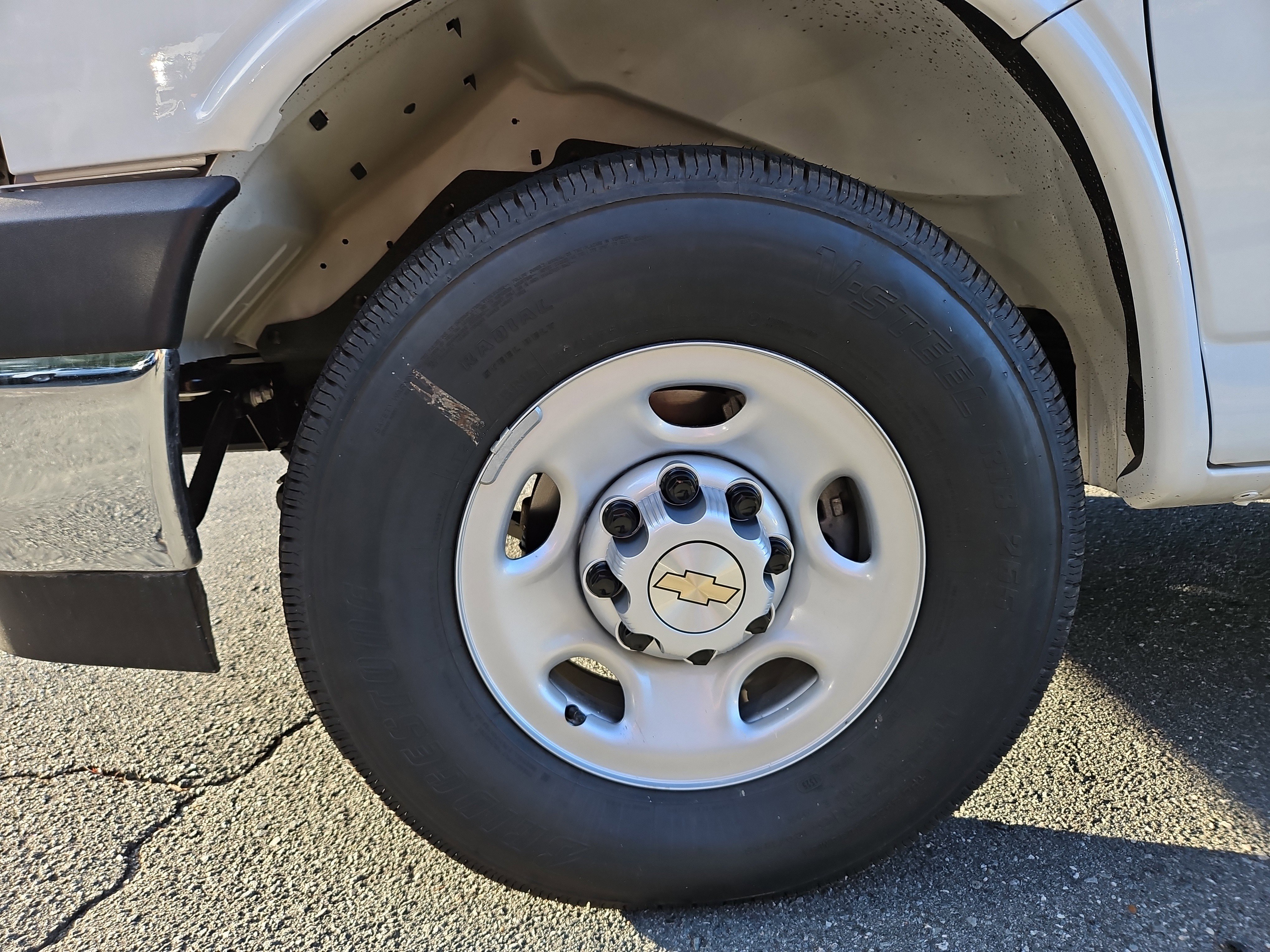 New 2025 Chevrolet Express 3500 w/ Power Convenience Package image 8