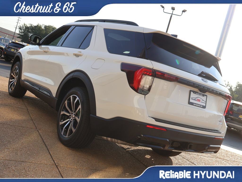Used 2026 Ford Explorer ST-Line AWD/4WD image 4
