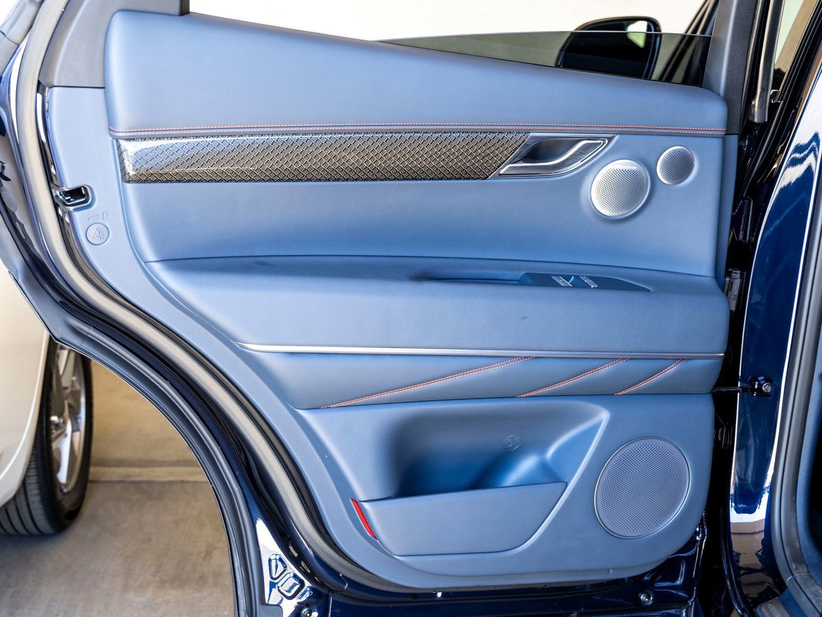 Used 2025 Genesis GV80 3.5T e-SC image 20