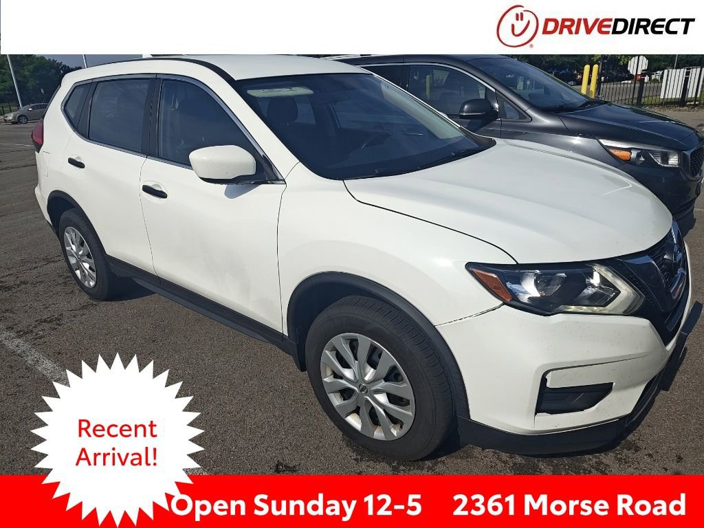 Used 2017 Nissan Rogue S AWD/4WD image 1