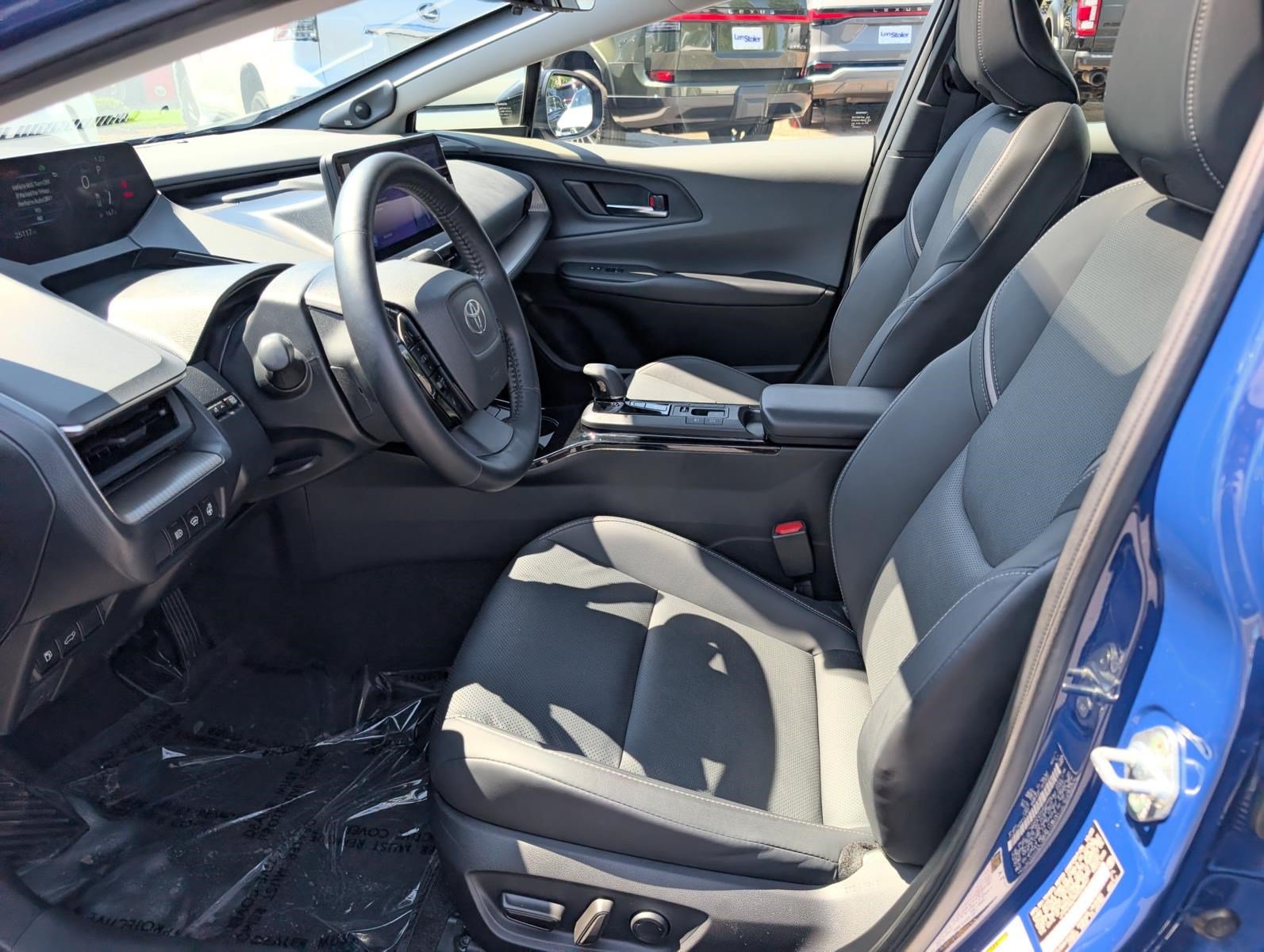 Used 2024 Toyota Prius Limited w/ Limited Premium Package AWD/4WD image 17